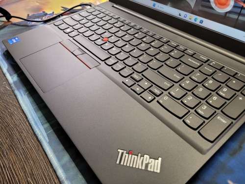 *QUAD CORE i5*LENOVO THINKPAD E15*i5-1135U*8GB RAM*512GB SSD*FHD