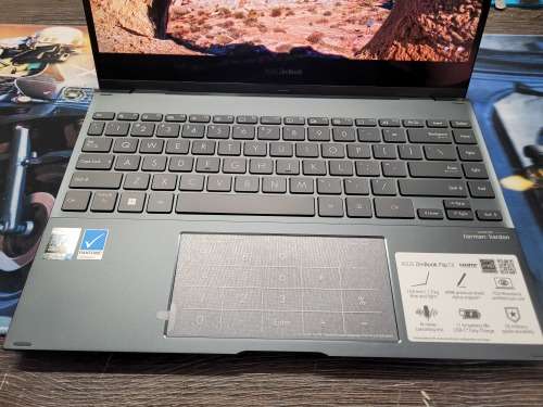*AS BRAND NEW!*ASUS ZENBOOK FLIP 13*TOUCHSCREEN*EVO i5-1135G7*8GB DDR4*512GB SSD*FHD*