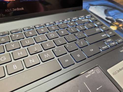 *AS BRAND NEW!*ASUS ZENBOOK FLIP 13*TOUCHSCREEN*EVO i5-1135G7*8GB DDR4*512GB SSD*FHD*