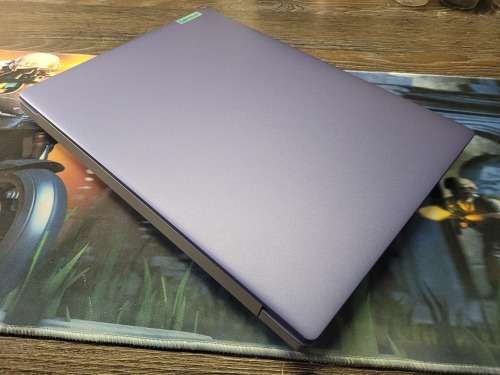 11th gen i5*STUNNING!*11TH GEN!*LENOVO IDEAPAD 3*i5-1135G7*8GB DDR4*256GB SSD*FHD*G7 GRAPHICS*