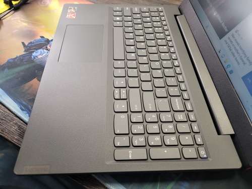 VERY FAST!*LENOVO V155*AMD RYZEN 5-3500U*8GB DDR4*256GB SSD*RADEON VEGA GRAPHICS*