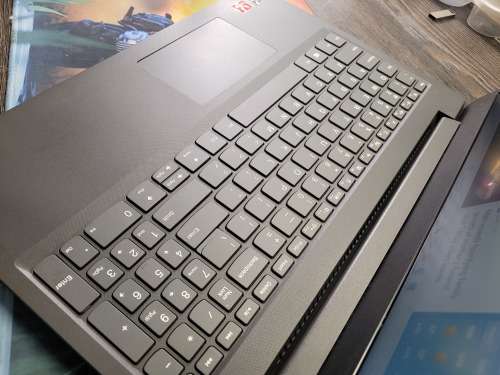 VERY FAST!*LENOVO V155*AMD RYZEN 5-3500U*8GB DDR4*256GB SSD*RADEON VEGA GRAPHICS*