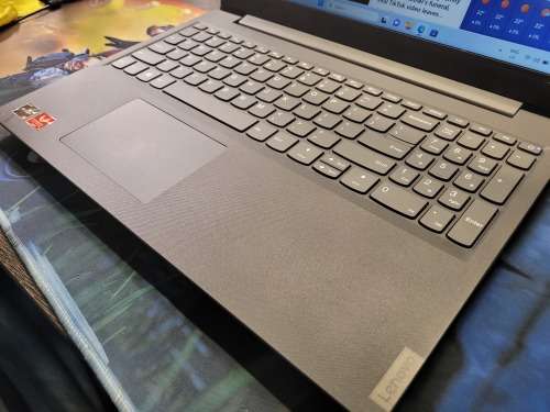 VERY FAST!*LENOVO V155*AMD RYZEN 5-3500U*8GB DDR4*256GB SSD*RADEON VEGA GRAPHICS*