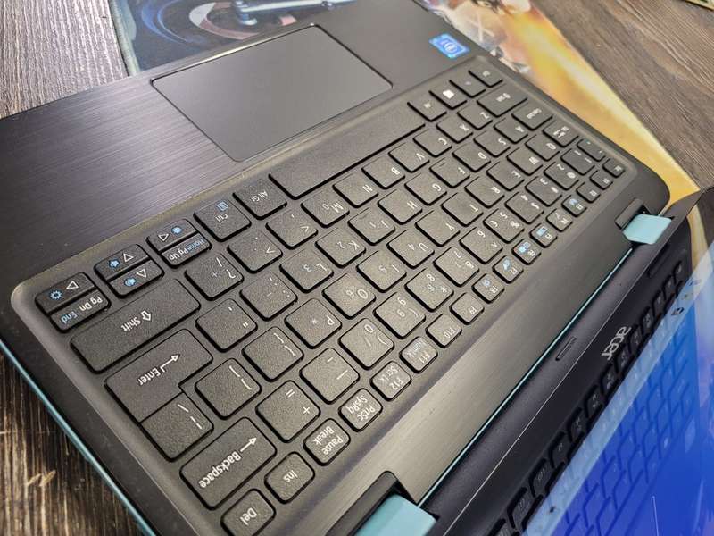 *WHAT A BEAUTY!*ACER SPIN 1*N3350*4GB RAM*256GB SSD*TOUCHSCREEN*360`FLIP*FHD*