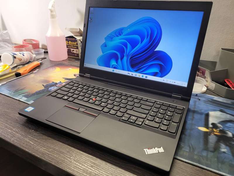 MINT!*VERY FAST*LENOVO THINKPAD L570*i5-7200U*256GB SSD*8GB DDR4*4GLTE