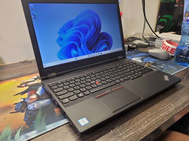 MINT!*VERY FAST*LENOVO THINKPAD L570*i5-7200U*256GB SSD*8GB DDR4*4GLTE