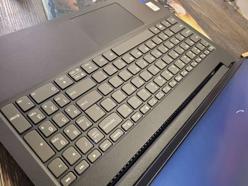 Lenovo V15 G3 | 12th Gen i5, 8GB RAM, 256GB SSD, FHD