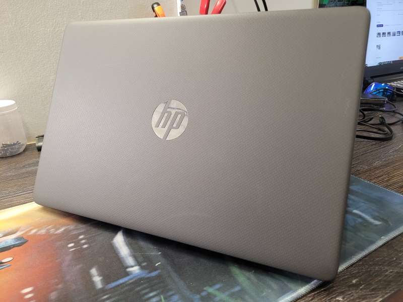AS NEW*MASSIVE SPEC*VERY FAST!*HP 255 G8*RYZEN 5-3500U*QUAD CORE 11TH GEN*8GB RAM*512GB SSD*VEGA 8