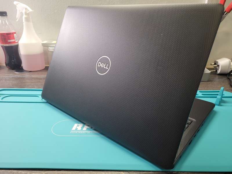 RADEON GRAPHICS*DELL INSPIRON 3595*A6-9225*TURBO CORE*RADEON R4*256GB SSD*500HB HDD-8GB DDR4
