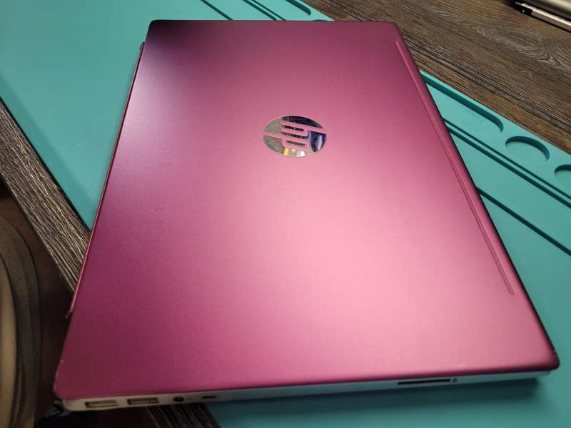 VERY FAST*HIGH SPEC*HP PAVILION 14*i5-8250u*8GB*256GB NVME SSD*FHD