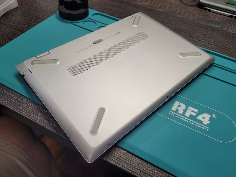 VERY FAST*HIGH SPEC*HP PAVILION 14*i5-8250u*8GB*256GB NVME SSD*FHD