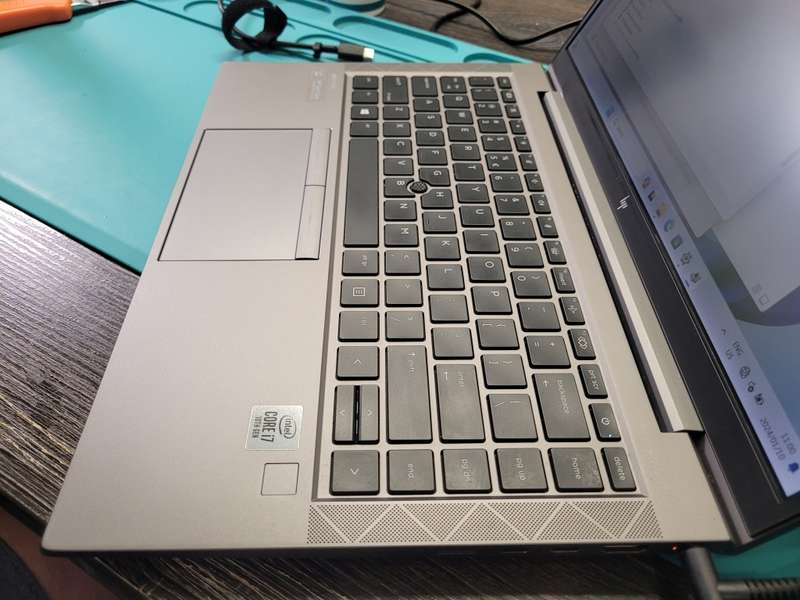 INCREDIBLE BEAST!*HP ZBOOK FIREFLY 14 G7*i7-10510U*HEX CORE*8GB DDR4*256GB SSD*WARRANTY