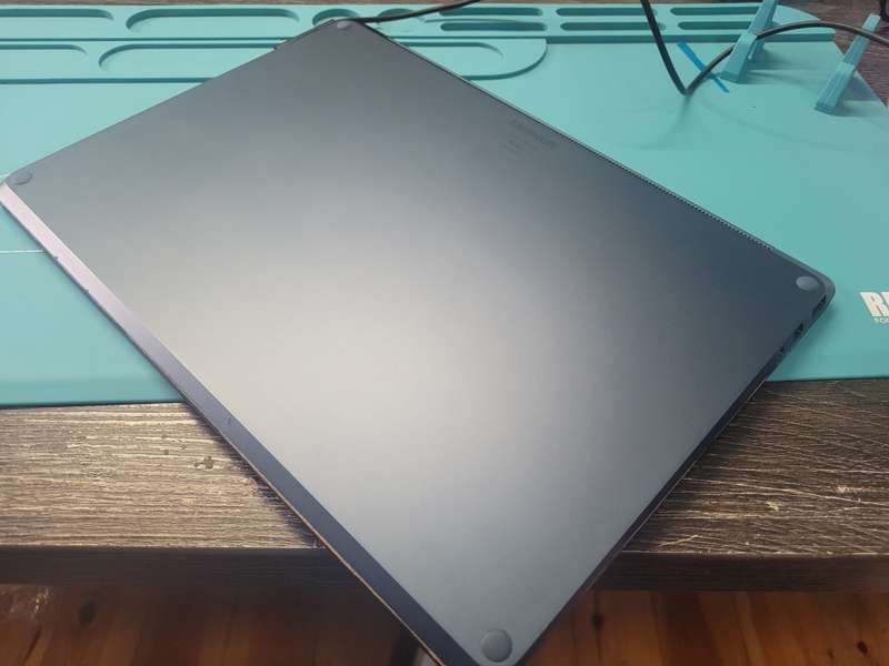 AMAZING!*Microsoft Surface 1769 Laptop*i5-7200U*8GB DDR4*256GB SSD*TOUCHSCREEN*2K DISPLAY!*IRIS PLUS