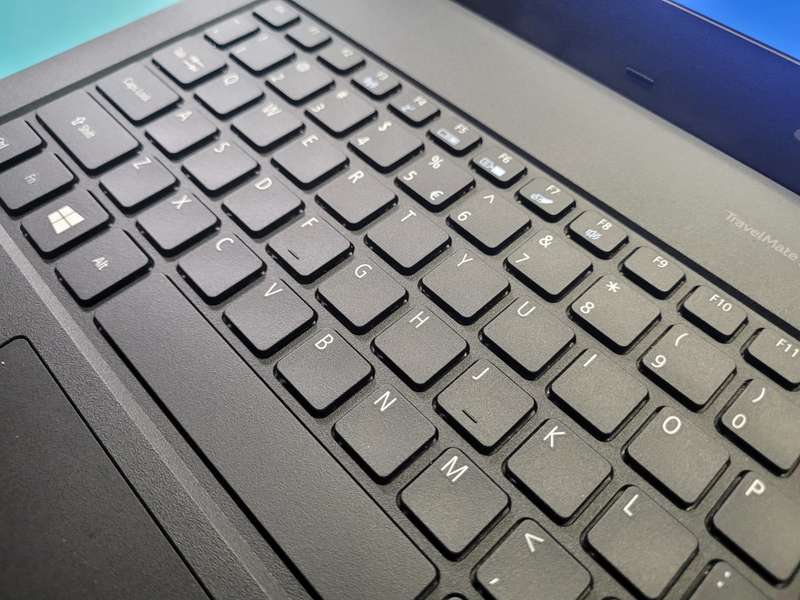 Graphic Design/Engineering*ACER P2510*i7-8550u*8GB*1000GB SSD*NVIDIA MX130*