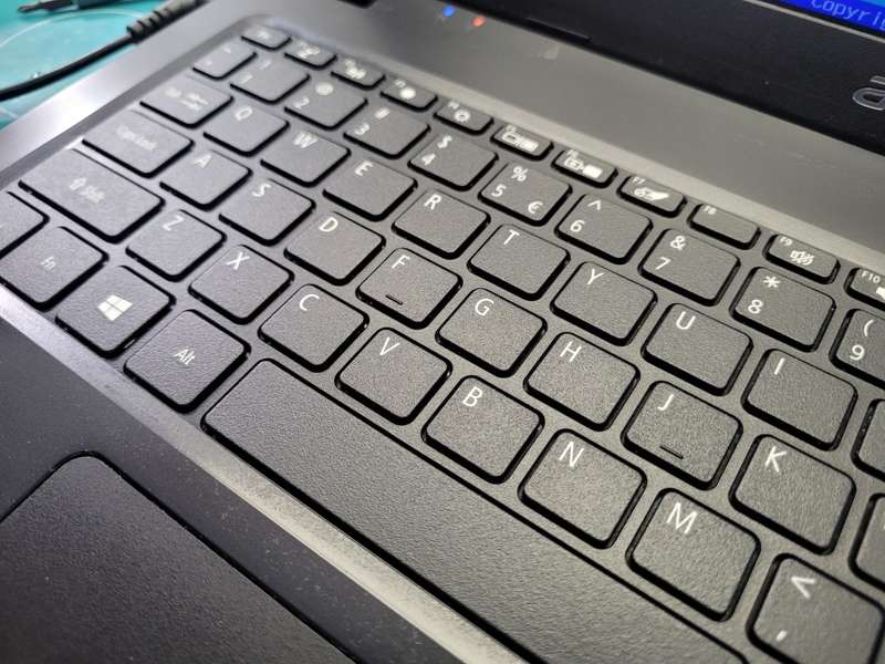 LATE ENTRY!*VERY FAST!*10TH GEN!*ACER EXTENSA 15*i3-1005G1*8GB DDR4*256GB SSD*1000gb hdd*15.6`HD