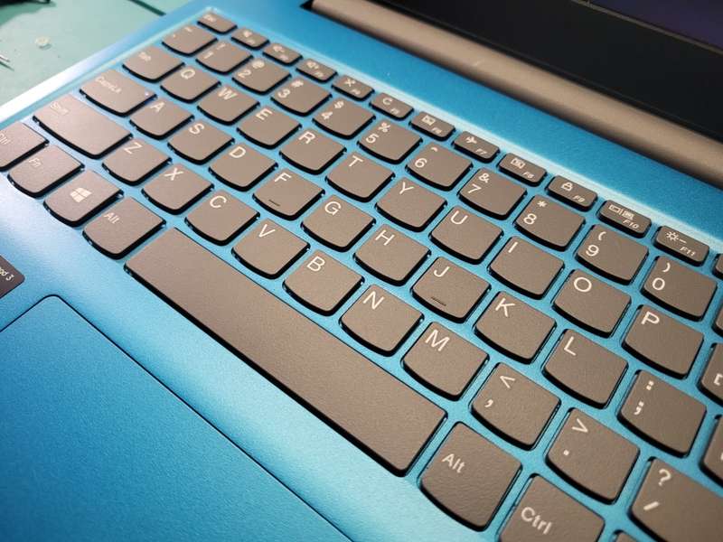 LATE ENTRY!*11th gen BEAST!!*LENOVO IDEAPAD 3*i5-1135G7*8GB DDR4*256GB SSD*1TB HDD*FHD*G7 GRAPHICS*
