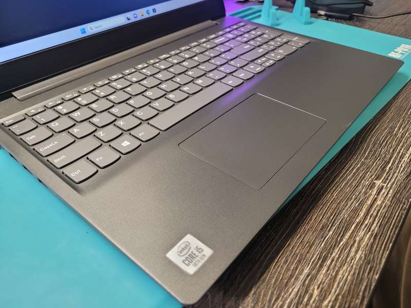 BEAST!*VERY FAST!*LENOVO V15*i5-1035G1*8GB DDR4*512GB SSD*FHD*