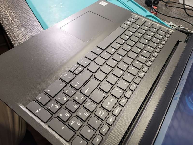BEAST!*VERY FAST!*LENOVO V15*i5-1035G1*8GB DDR4*512GB SSD*FHD*