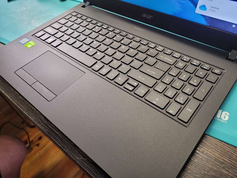 Graphic Design/Engineering*ACER P2510*i7-8550u*16GB*512GB SSD*1000GB HDD*NVIDIA MX130*
