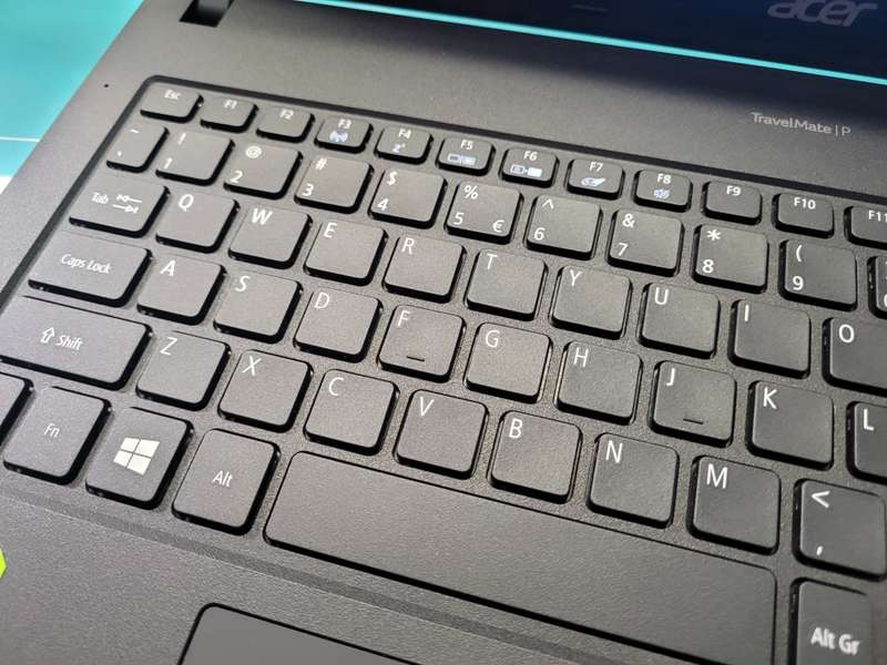 Graphic Design/Engineering*ACER P2510*i7-8550u*16GB*512GB SSD*1000GB HDD*NVIDIA MX130*