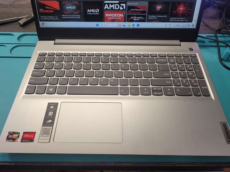BEAST SPECS!*LENOVO IDEAPAD 3*11TH GEN*RYZEN 5-4500U*8GB RAM*512GB SSD*1TB HDD*RADEON GRAPHICS*FHD