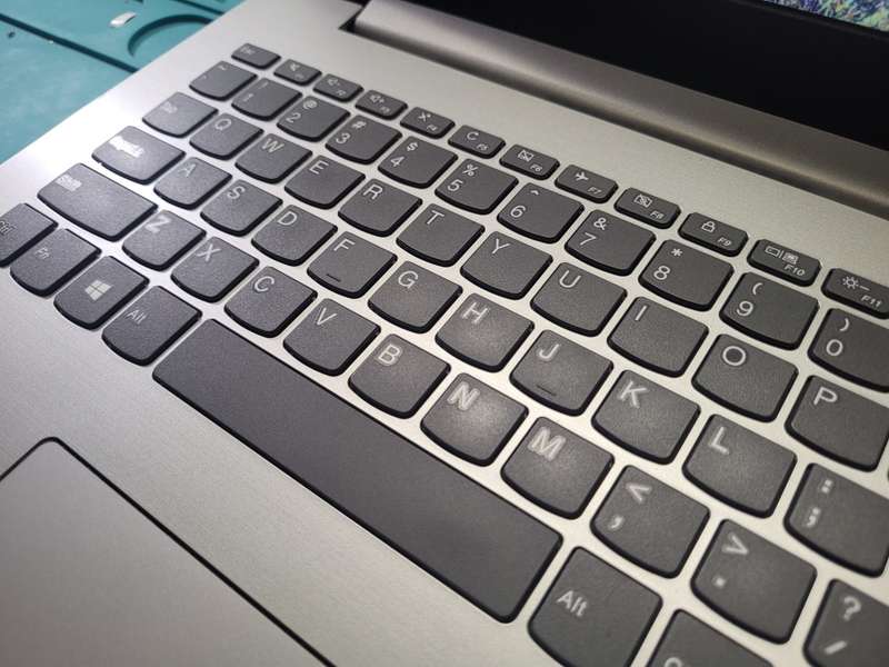 LATE ENTRY!*9th GEN*LENOVO ideapad 330*N4020*8GB DDR4*512GB SSD*UHD GRAPHICS*