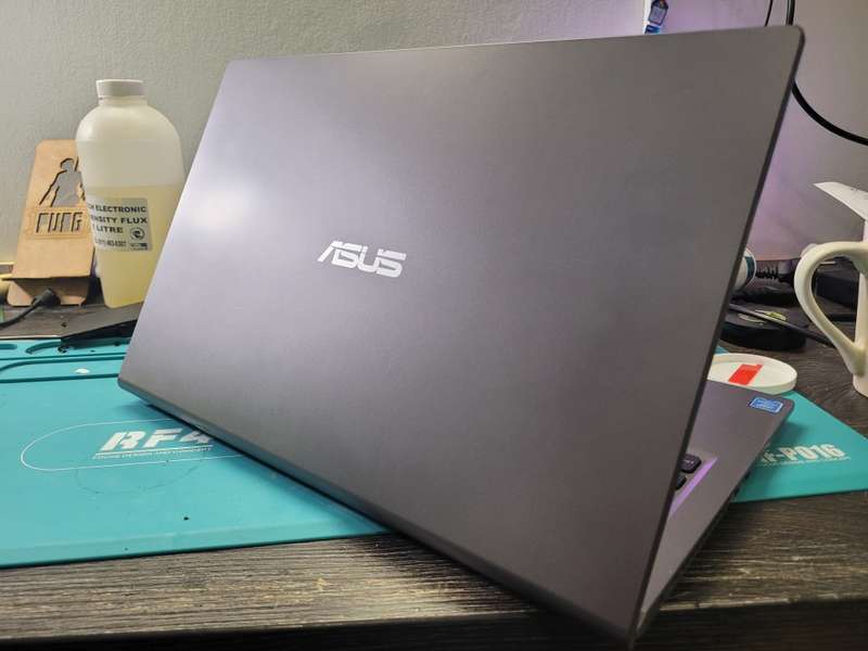 *FAST!*9TH GEN*ASUS VIVOBOOK X515M*N4020*HD*8GB DDR4*256GB SSD