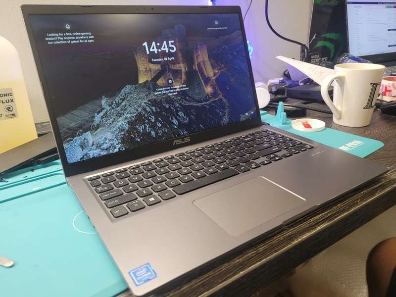*FAST!*9TH GEN*ASUS VIVOBOOK X515M*N4020*HD*8GB DDR4*256GB SSD