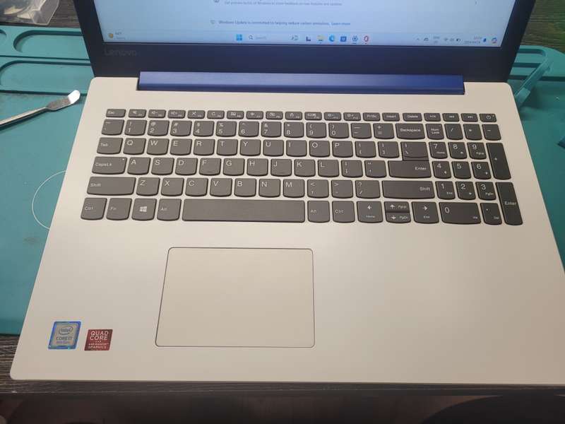 LENOVO 330*8TH GEN i7*i7-8550U*12GB DDR4*256GB SSD*HD*RADEON 530*QUAD CORE