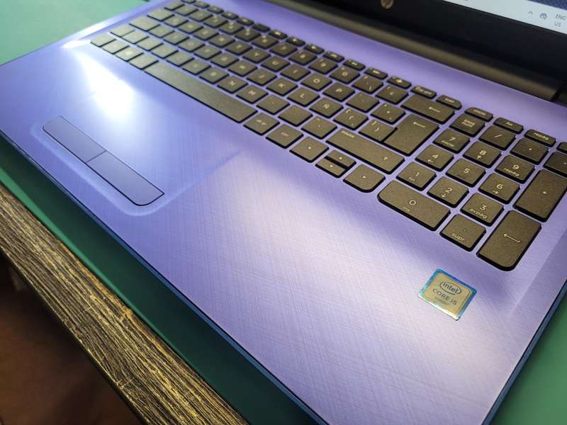 HP 250 G4*i5-6200U*12GB RAM*256GB SSD*HD*HD 520*DVD