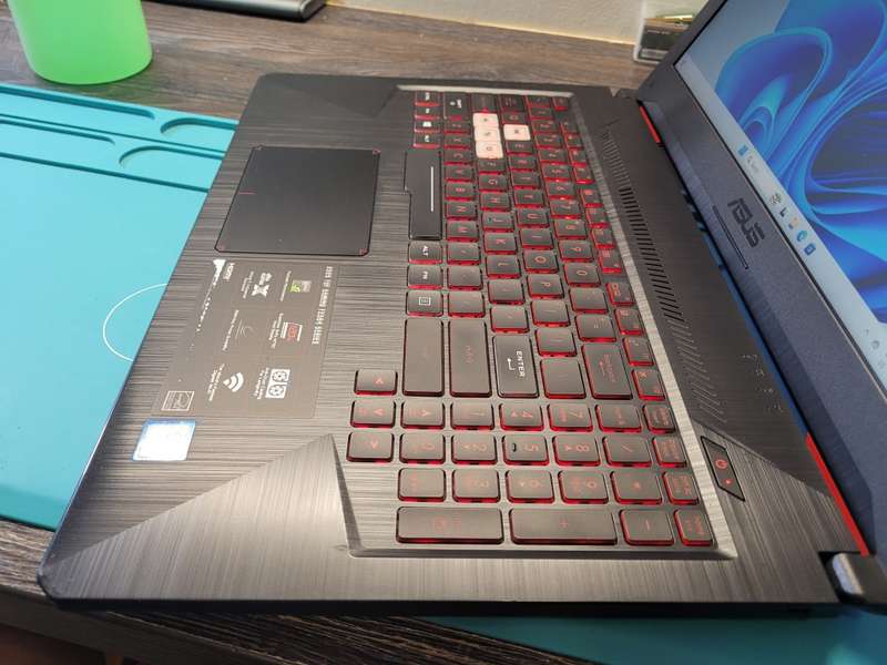 ASUS TUF FX504*i5-8300H*12GB RAM*512GB SSD*1TB HDD*FHD*NVIDIA 1050
