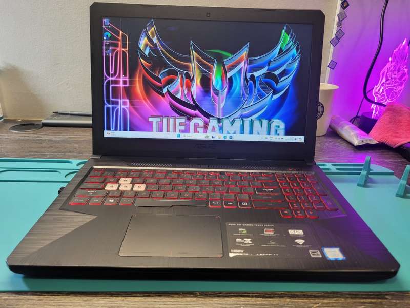 ASUS TUF FX504*i5-8300H*12GB RAM*512GB SSD*1TB HDD*FHD*NVIDIA 1050