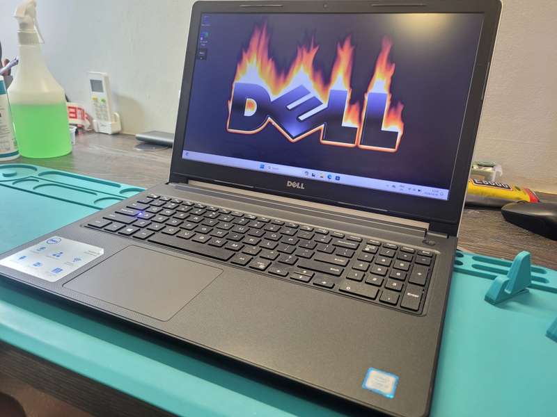 DELL VOSTRO 3568*i5-7200U*FHD 1920X1080*512GB SSD*8GB DDR4*