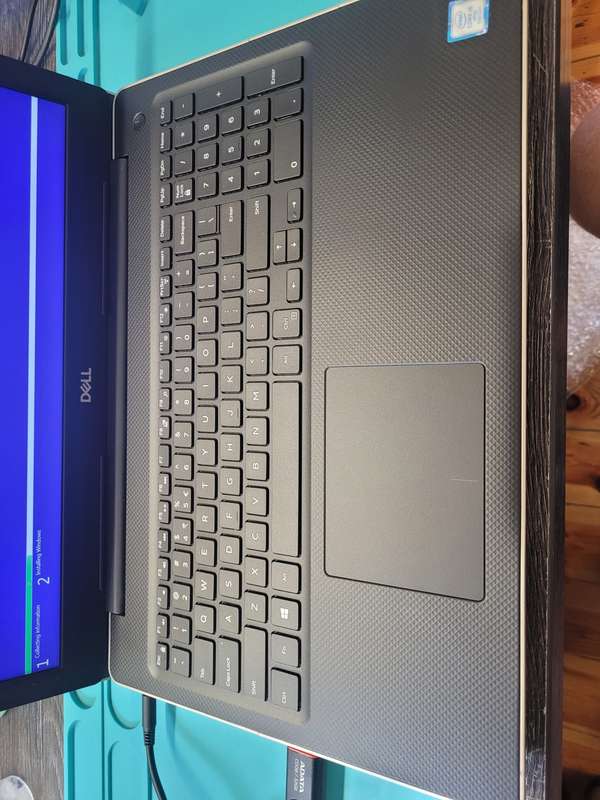 FAST!!*HIGH SPEC!*8TH GEN QUAD CORE*DELL INSPIRON 3580*i5-8265U*8GB RAM*UHD 620*256GB SSD*FHD