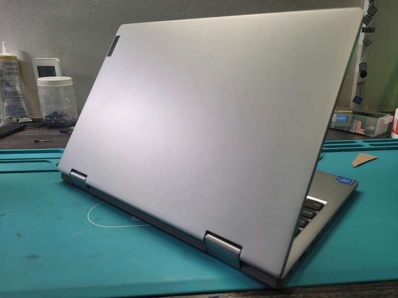 AS NEW!*LENOVO FLEX 3*N4020*4GB DDR4*256GB SSD*FHD*