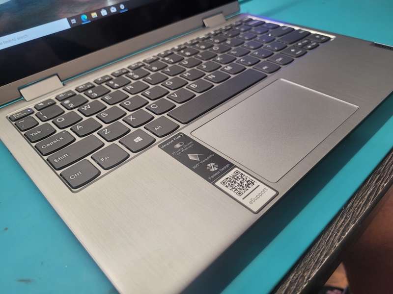 AS NEW!*LENOVO FLEX 3*N4020*4GB DDR4*256GB SSD*FHD*