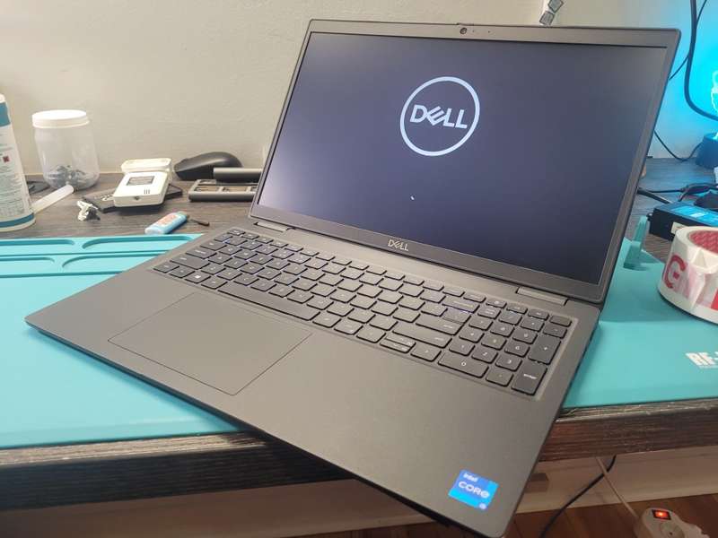 VERY FAST!*11TH GEN BEAST!*DELL LATITUDE 3520*i5-1135G7*8GB DDR4*256GB SSD*HD*