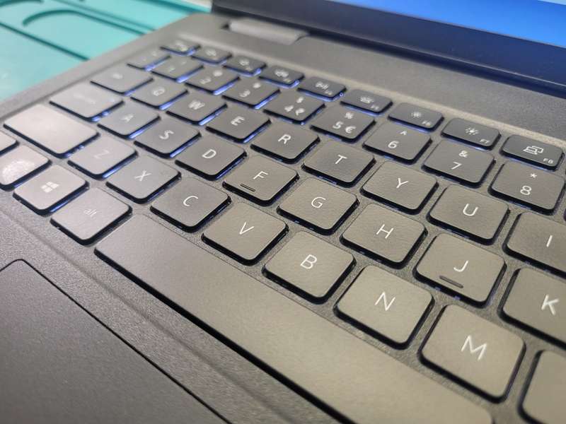 VERY FAST!*11TH GEN BEAST!*DELL LATITUDE 3520*i5-1135G7*8GB DDR4*256GB SSD*HD*