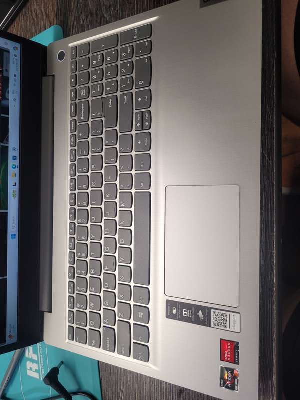 BEAST SPECS!*LENOVO IDEAPAD 3*11TH GEN*RYZEN 3-4300U*8GB RAM*512GB SSD*1TB HDD*RADEON GRAPHICS*FHD