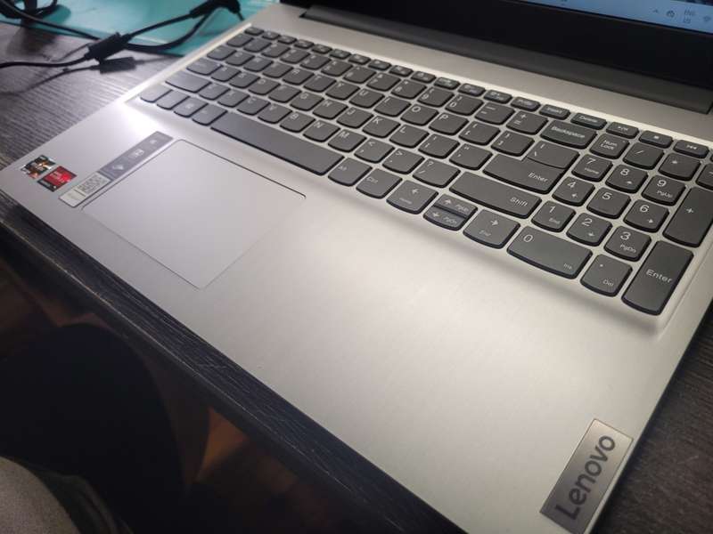 BEAST SPECS!*LENOVO IDEAPAD 3*11TH GEN*RYZEN 3-4300U*8GB RAM*512GB SSD*1TB HDD*RADEON GRAPHICS*FHD