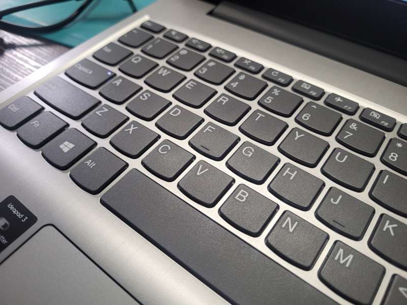 BEAST SPECS!*LENOVO IDEAPAD 3*11TH GEN*RYZEN 3-4300U*8GB RAM*512GB SSD*1TB HDD*RADEON GRAPHICS*FHD