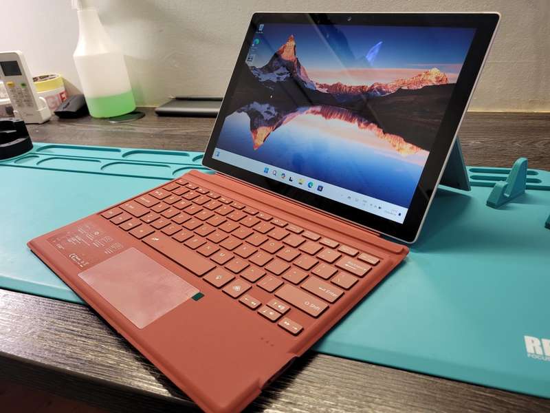 AS NEW!*Microsoft Surface PRO 7*10TH GEN*i5-1035G4*8GB DDR4*256GB SSD*TOUCHSCREEN*3K DISPLAY*