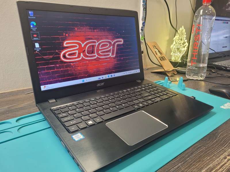 VERY FAST!*BEAST SPEC!*ACER TRAVELMATE TPM259*i7-6500u*16GB DDR4*SAMSUNG 500GB SSD*
