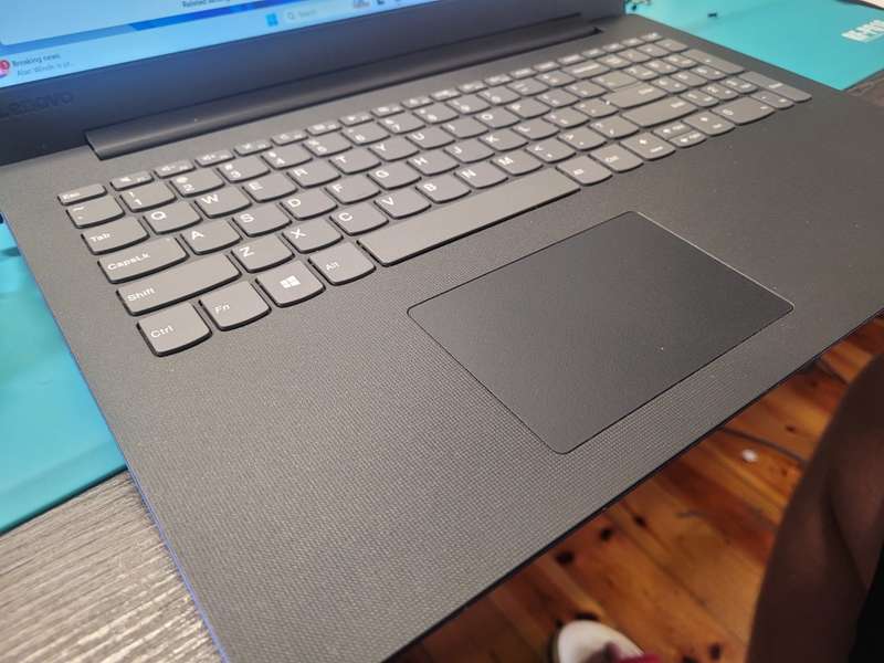 BEAST SPECS!*LENOVO IDEAPAD 130*i3-8130U*12GB DDR4*SAMSUNG 500GB SSD*FHD