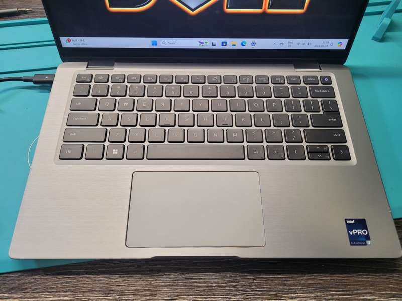 LATE ENTRY!*Amazing!*12TH GEN i7*DELL LATITUDE 7430*i7EVO-1265U*TOUCHSCREEN*32GB RAM*512GB SSD*FHD*
