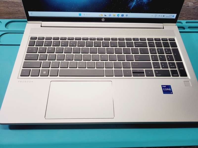 HP PROBOOK 450 G9-i7-1255U-16GB DDR4-512GB SSD-10 CORE PROCESSOR-FHD-XE GRAPHICS