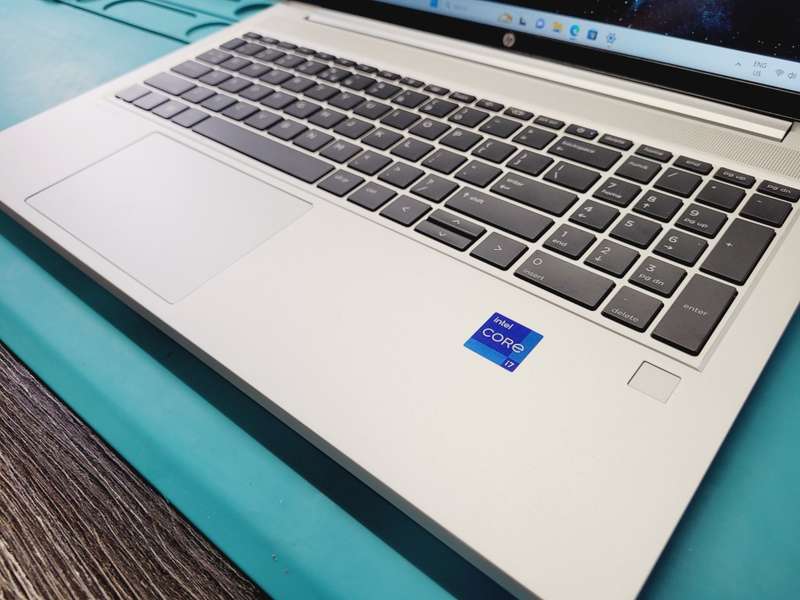 HP PROBOOK 450 G9-i7-1255U-16GB DDR4-512GB SSD-10 CORE PROCESSOR-FHD-XE GRAPHICS