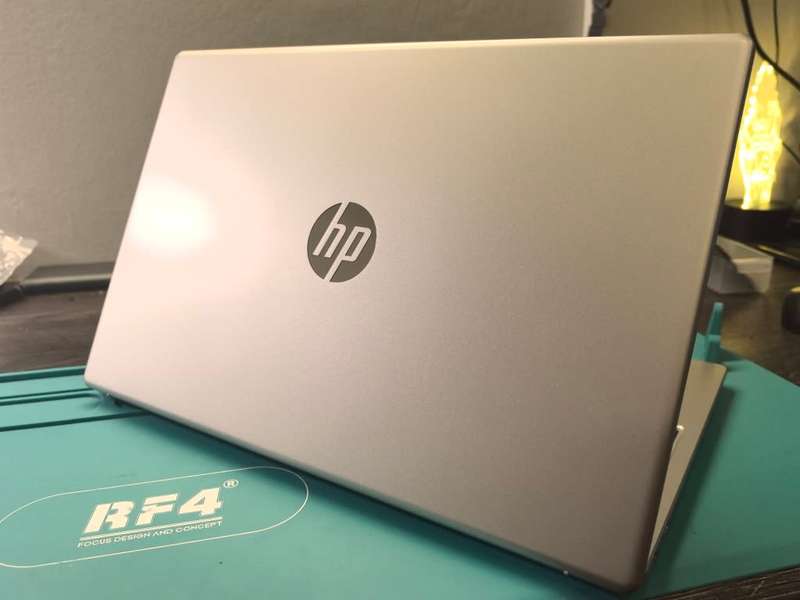 13TH GEN*HP NOTEBOOK 15*RYZEN 5-7520U*8GB DDR4*512GB SSD*FHD