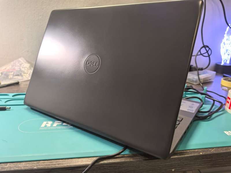 BEAST SPECS!*11TH*DELL VOSTRO 3500*i5-1135G7*8GB DDR4*EVO 250GB SSD*FHD*XE GRAPHICS