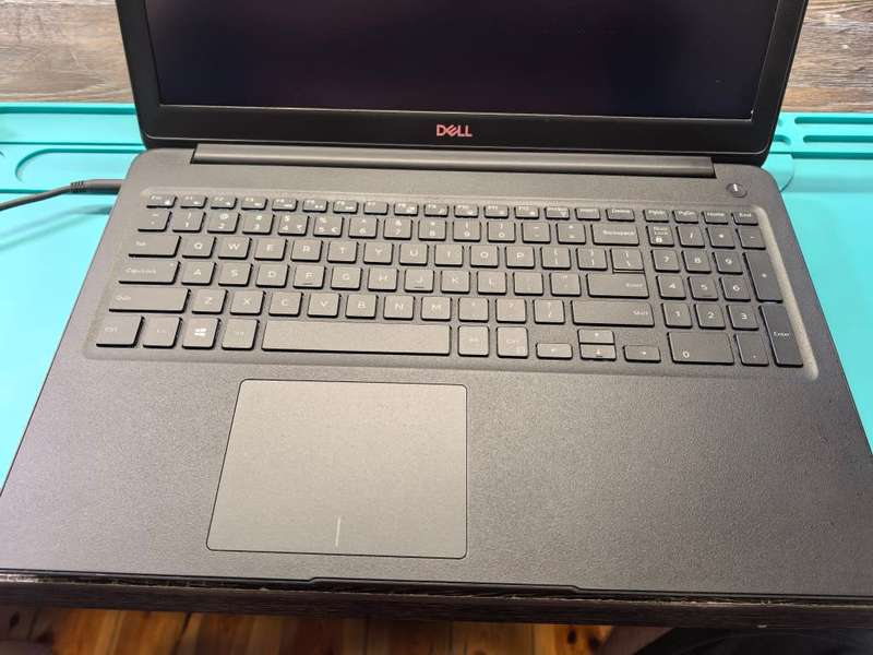8TH GEN QUAD CORE*DELL LATITUDE 3500*i5-8265U*8GB*256GB HDD*FHD*